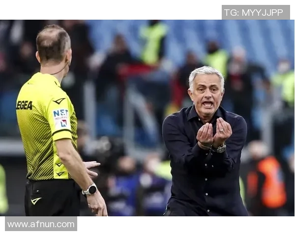 波卢斯堡与加拉塔萨雷比赛因故延迟球迷期待新赛程安排